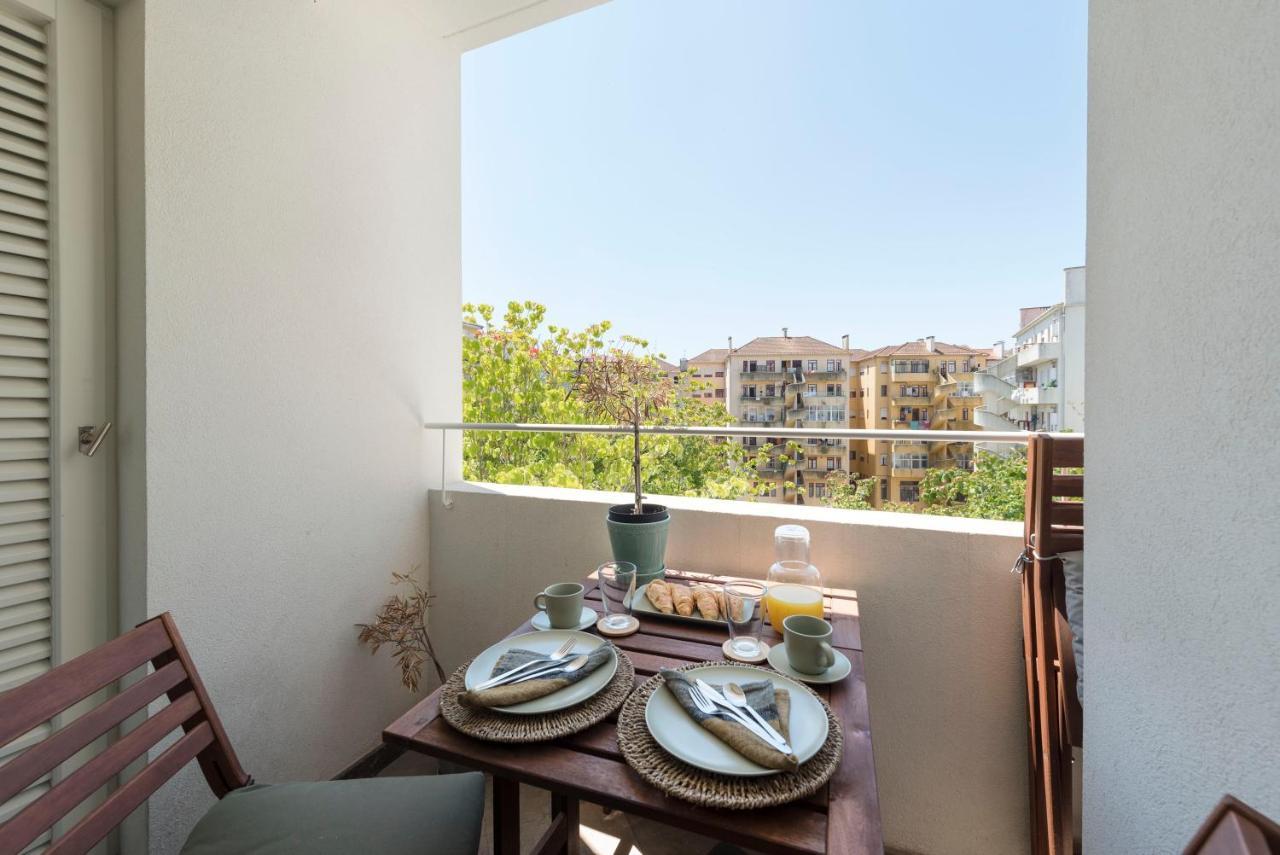 Emporium Deluxe 3Br Apartment W/ Private Parking By Lovelystay Porto Eksteriør billede