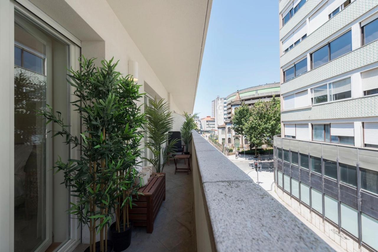 Emporium Deluxe 3Br Apartment W/ Private Parking By Lovelystay Porto Eksteriør billede