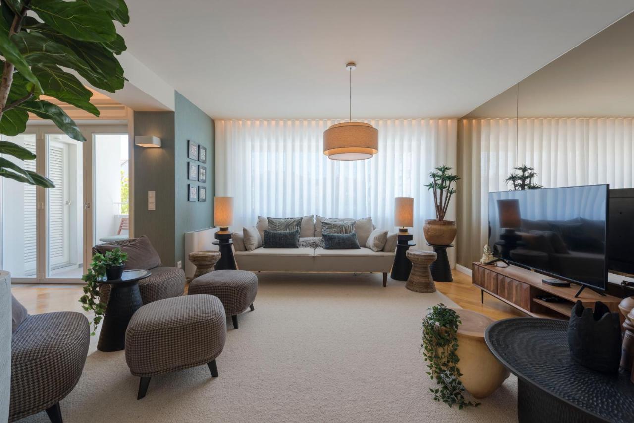 Emporium Deluxe 3Br Apartment W/ Private Parking By Lovelystay Porto Eksteriør billede
