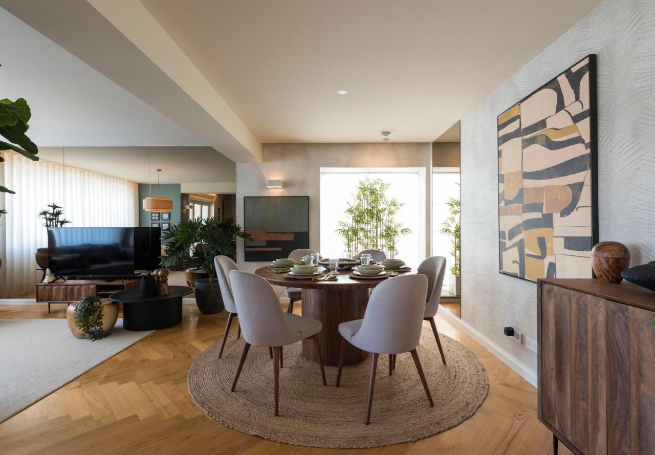 Emporium Deluxe 3Br Apartment W/ Private Parking By Lovelystay Porto Eksteriør billede
