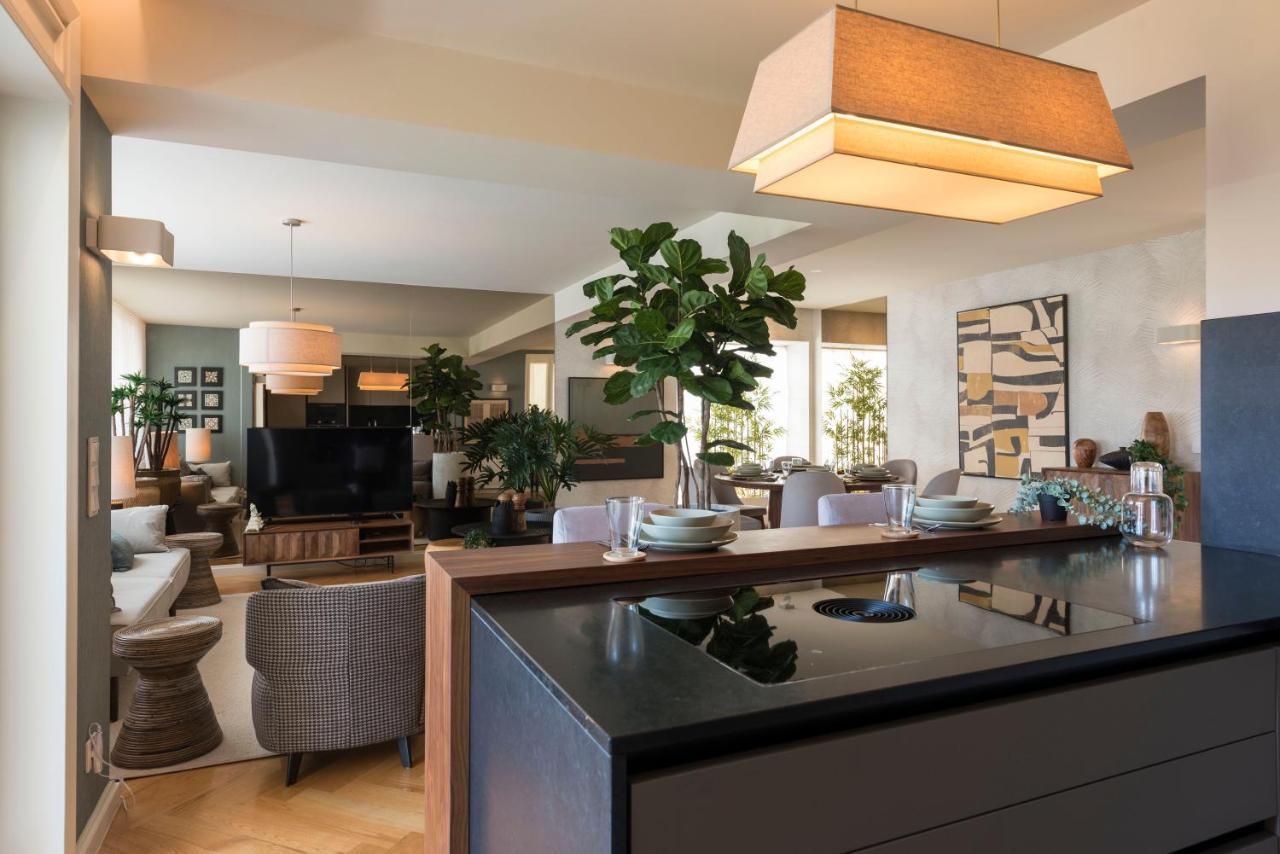 Emporium Deluxe 3Br Apartment W/ Private Parking By Lovelystay Porto Eksteriør billede
